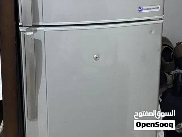 ثلاجة شارب