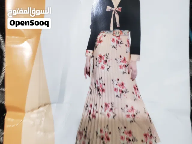 فساتين حريمي طويل خارجي رروعه عدات الوان