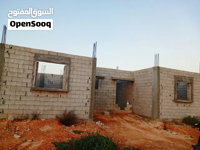 225 m2 3 Bedrooms Townhouse for Sale in Marj Other