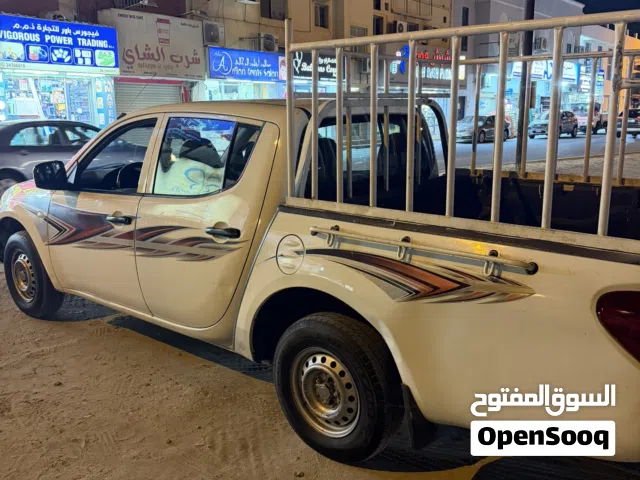 2011 Mitsubishi L200 Double Cab GL