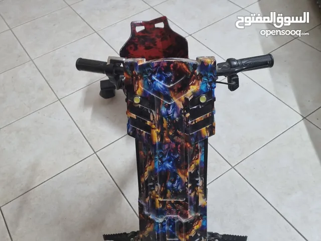 used electric scooter 3 wheeler with 1 key and 1 charger battery. s ooter key is excellent