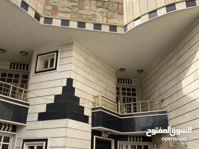 600 m2 More than 6 bedrooms Villa for Sale in Baghdad Daoudi