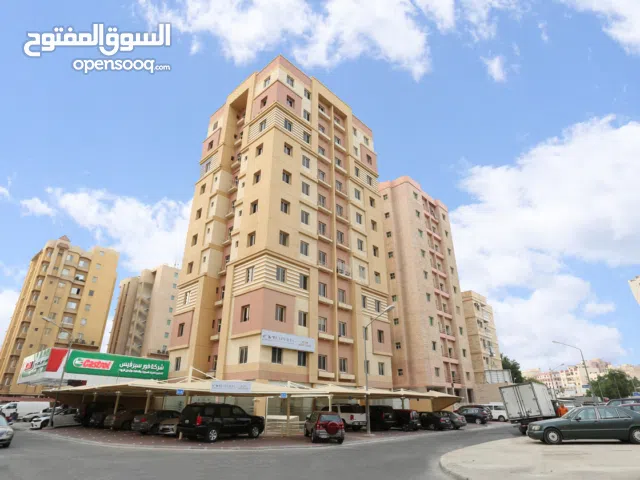 شقة للايجار - ميدان حولي قطعة 11 - يمنع العزاب