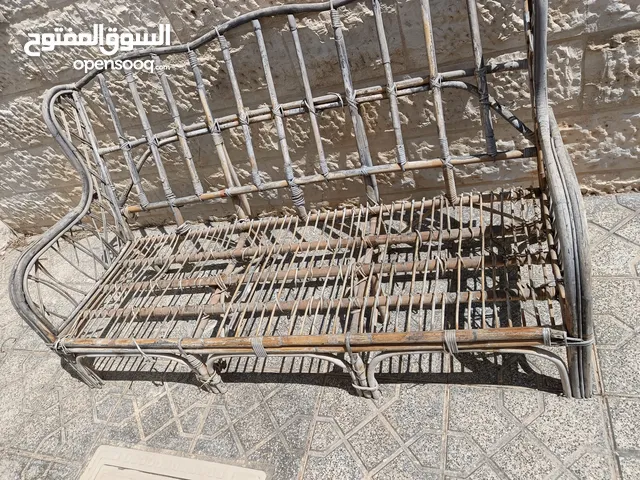 طقم كراسي خيزران خارجي بحالة جيدة