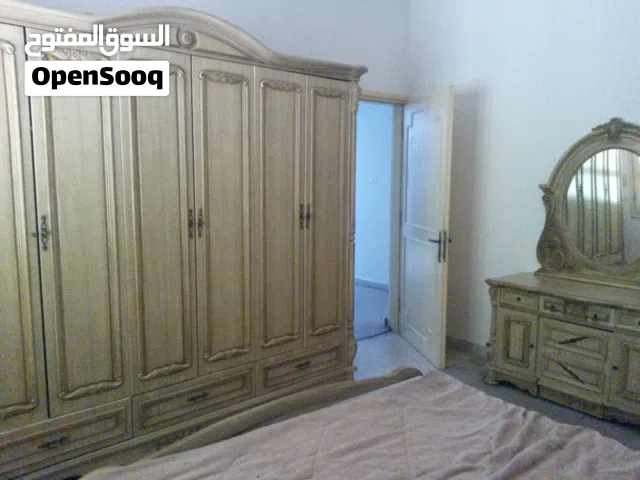 180 m2 4 Bedrooms Apartments for Rent in Tripoli Al Entisar District