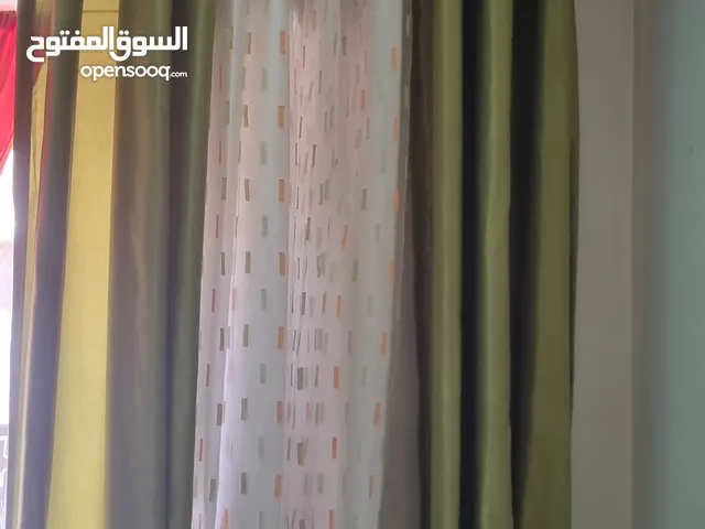 برادي تلت قطع تنتين لون اخضر ووحدة ابيض مونسة اخضر واورنج بحالة ممتازة
