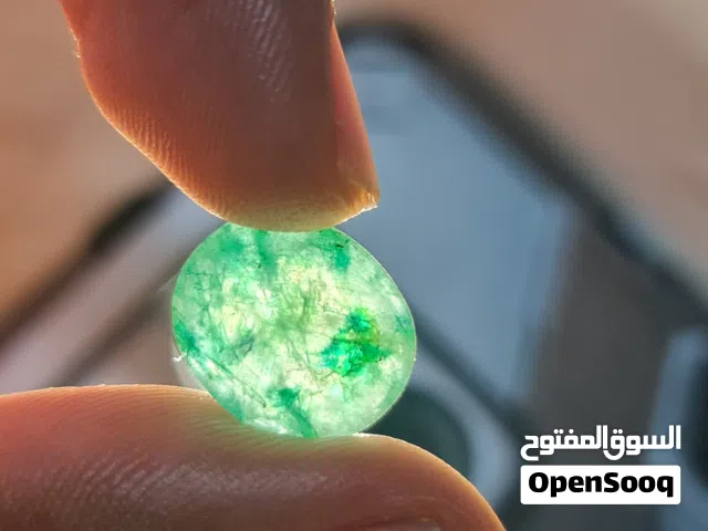 حجر زمرد....