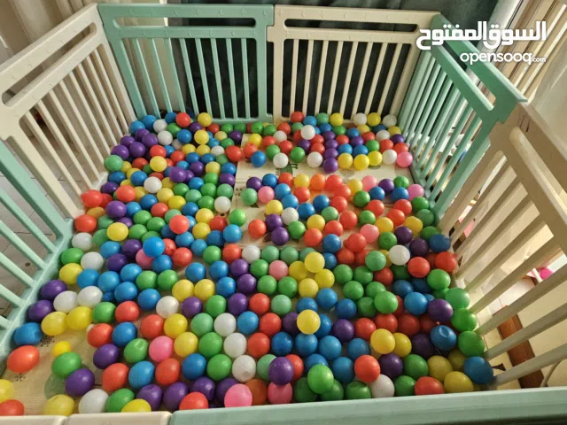 play pen and balls