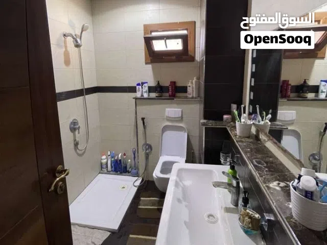 180 m2 5 Bedrooms Apartments for Rent in Tripoli Zawiyat Al Dahmani