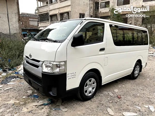Toyota Hiace 2015 in Taiz
