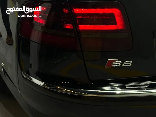 Audi S8 v10