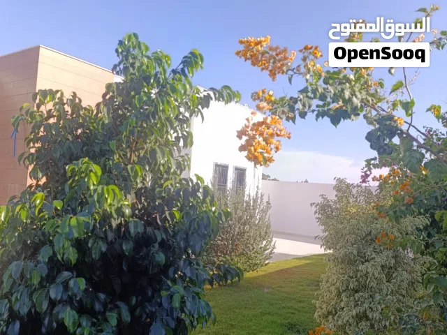 3 Bedrooms Farms for Sale in Tripoli Al-Baesh