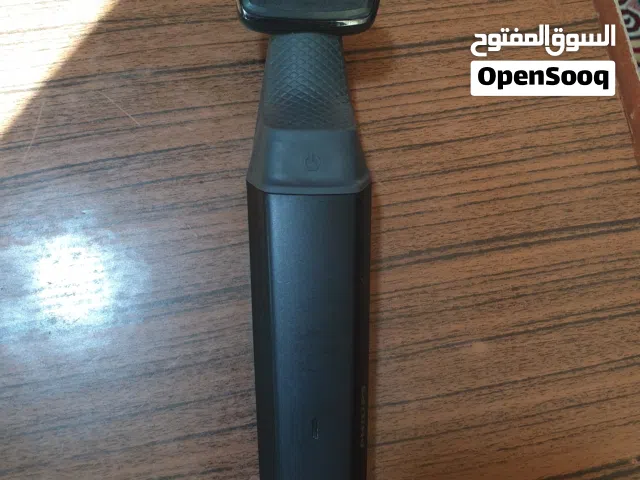 ماكنة حلاقة للجسم فيلبس أصلية