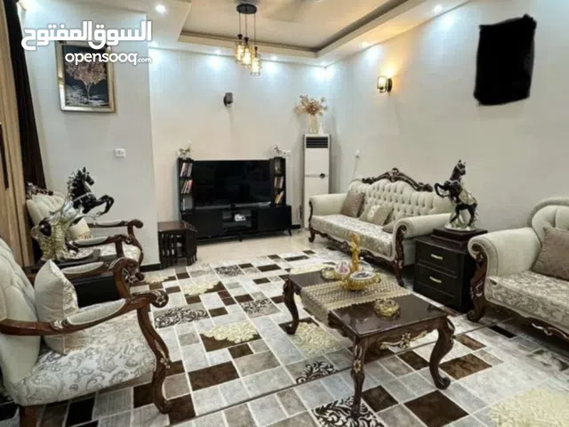 منزل للبيع البصره دور النفط قرب القمر المنير سنتر  المساحه 250متر ترميم سنه 2024