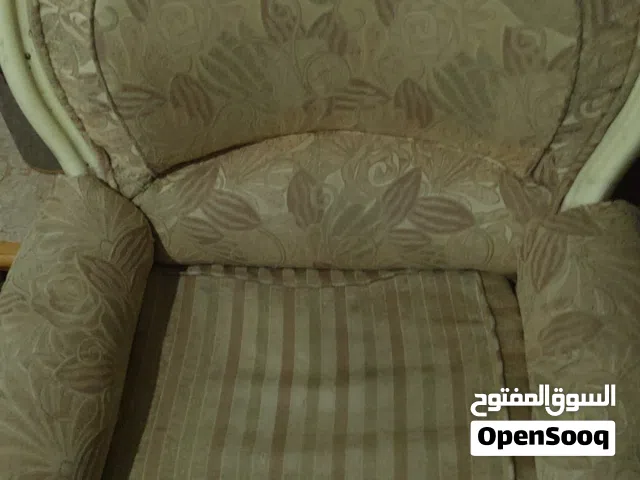 كنبه واحده للبيع صنعاء ب15 الف ريال