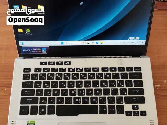 Asus rog zephyrus g14 model 2022 rtx 3060 ryzen 7 5800hs