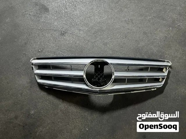 مصد شبك امامي مرسيدس يركب تقريبا على جميع موديلات مرسيدس نظيف وكالة مرسيدس سعر 15 دينار