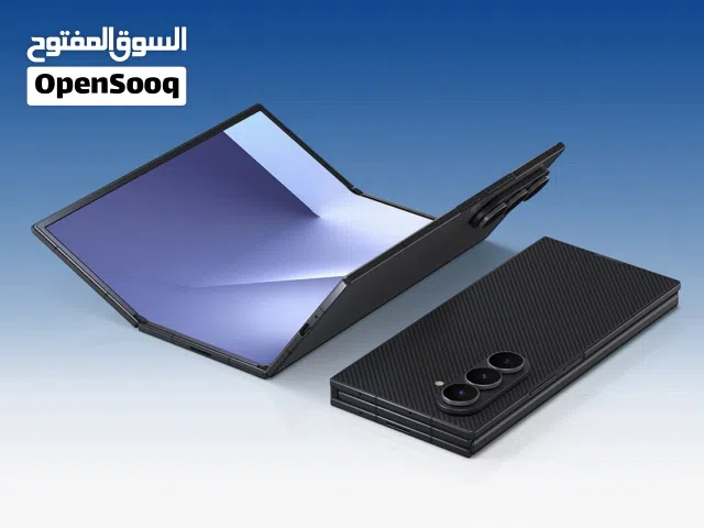 SAMSUNG Trifold UAE version