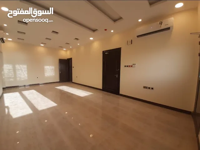 160m2 3 Bedrooms Apartments for Sale in Muharraq Hidd