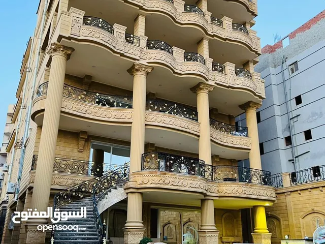 3000 m2 More than 6 bedrooms Villa for Sale in Giza Hadayek al-Ahram