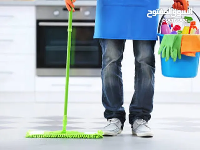 يوجد كادر تنضيف لرفع الانقاض وتنضيف البيوت والعمارات والمباني الحكوميه والاهليه