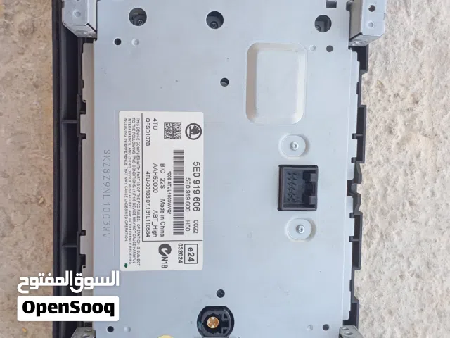 شاشة سكودا اوكتافيا اصلية تاعت الشركة