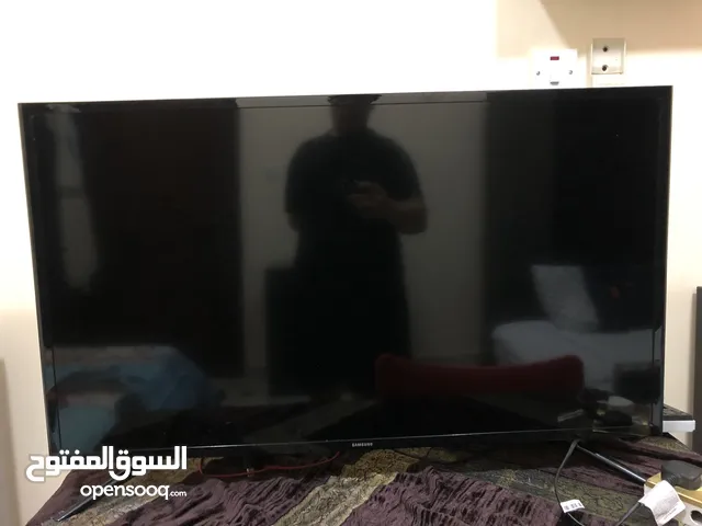 شاشات وتلفزيونات سامسونج سمارت للبيع في الإمارات