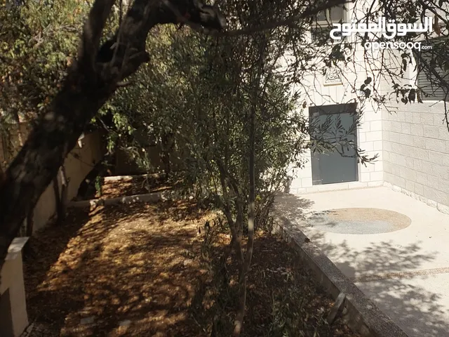 200 m2 3 Bedrooms Townhouse for Rent in Ramallah and Al-Bireh Al Quds