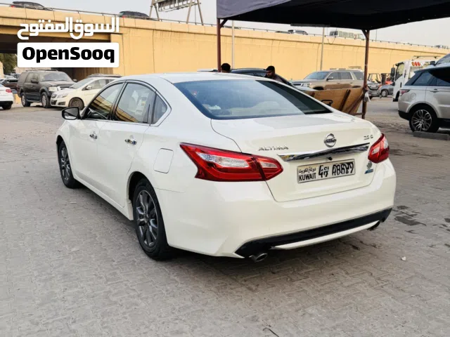 Nissan Altima 2017 Excellent condition New Passing
