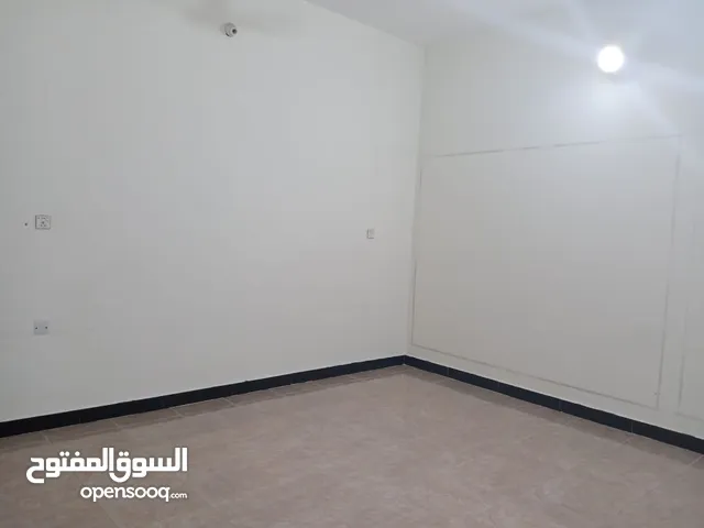 200 m2 2 Bedrooms Townhouse for Rent in Basra Other