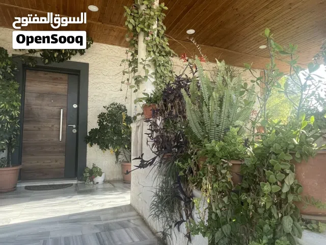 245 m2 3 Bedrooms Townhouse for Sale in Irbid Bait Ras