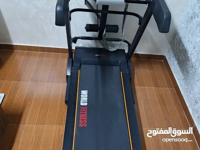 جهاز ركض (تريدميل) أمريكي ماركة world fitness بحالة ممتازة