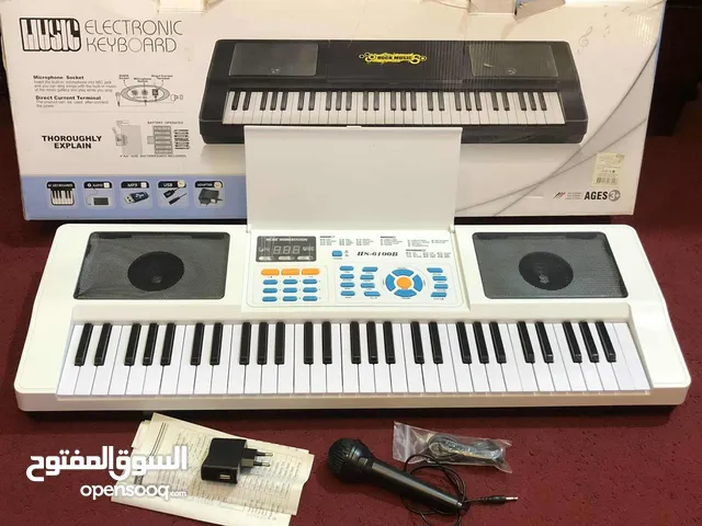 للبيع كيبورد موسيقي نظيف جداً، استخدام خفيف، شكله مثل الجديد كيبورد إلكتروني 61 مفتاح - شبه جديد