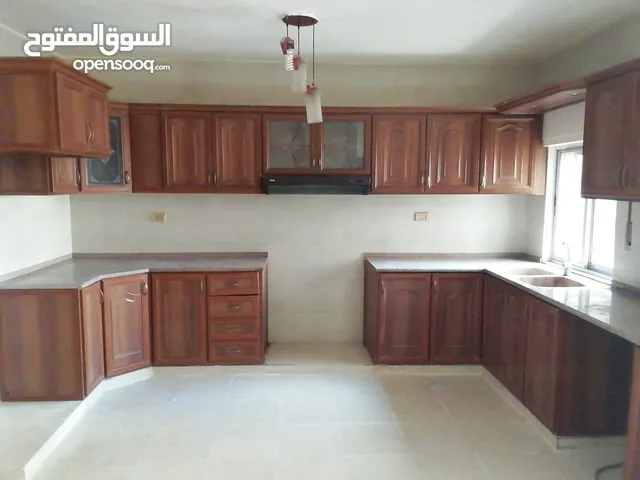 172 m2 3 Bedrooms Apartments for Sale in Amman Shmaisani