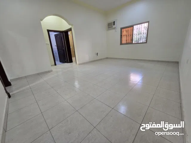 111 m2 2 Bedrooms Apartments for Rent in Northern Governorate Maqsha