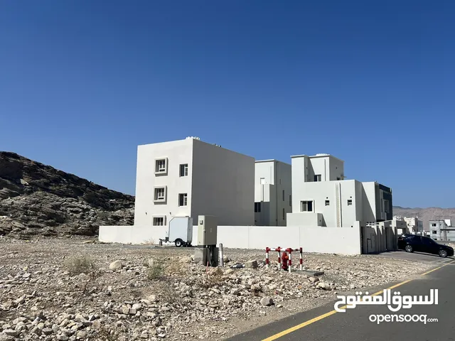 127 m2 3 Bedrooms Apartments for Sale in Muscat Amerat