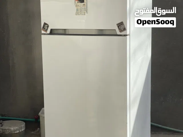 السلام عليكم ثلاجه يحتاجلها فريز فقط