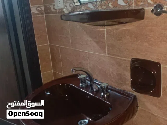 طقم مغسلة مع معقد كامل