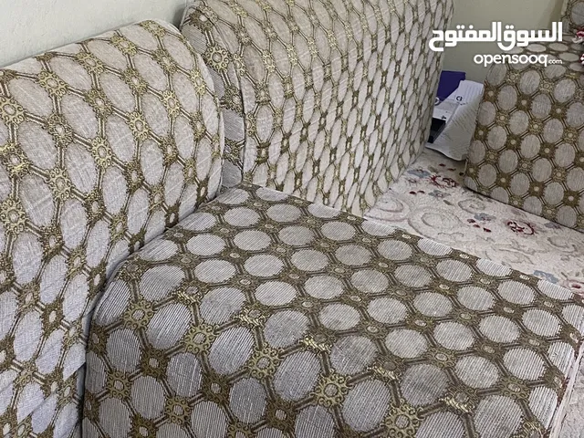 للبيع مخاد دوانية