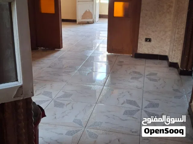 شقة للايجار بالدقي سكن راقي بشارع سليمان جوهر الدور الثالث