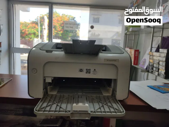 طابعة 1102 بحالة ممتازة حبرها جديد