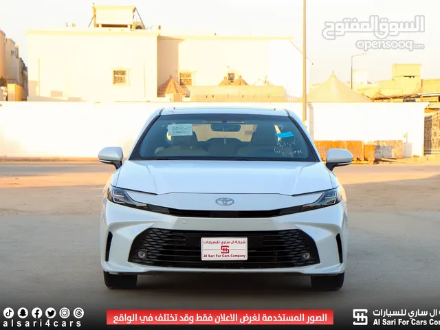 تويوتا كامري LE 2025