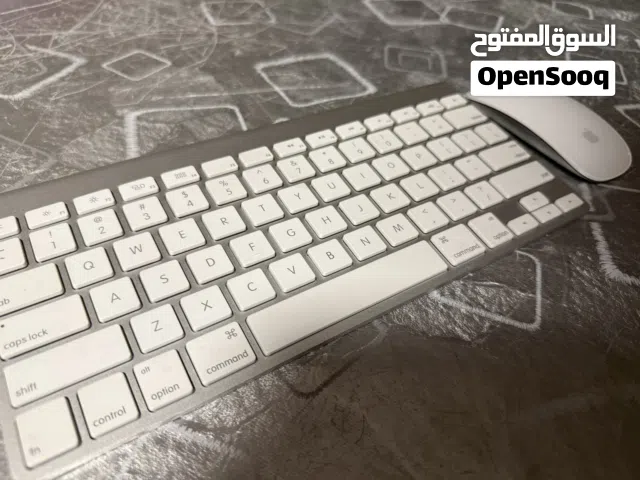 APPLE BLUETOOTH KEYBOARD AND MAUSE