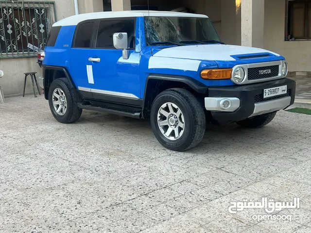 Used Toyota FJ in Tripoli
