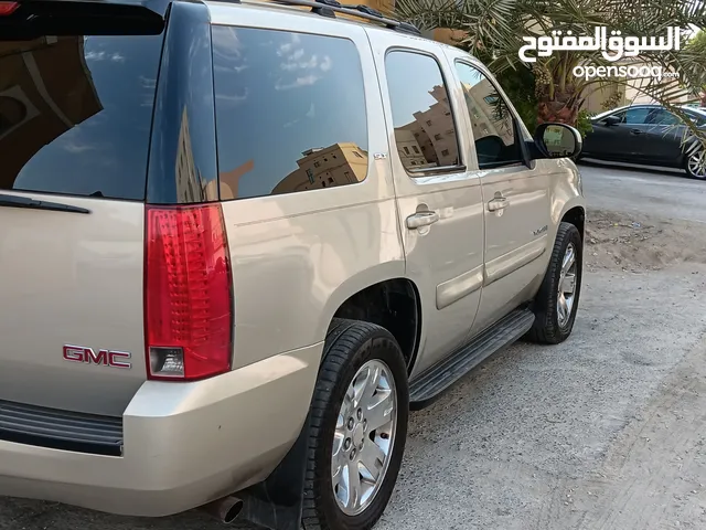 Used GMC Yukon in Central Governorate