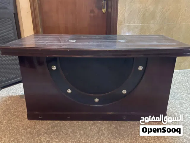 ميز مكتبي للبيع