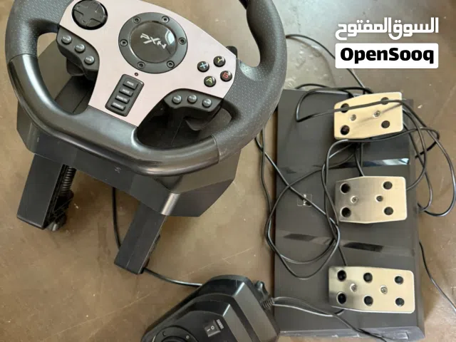 سترينج ويل وقير ودواسه بحاله ممتازه مع جهاز سوني 5 و4