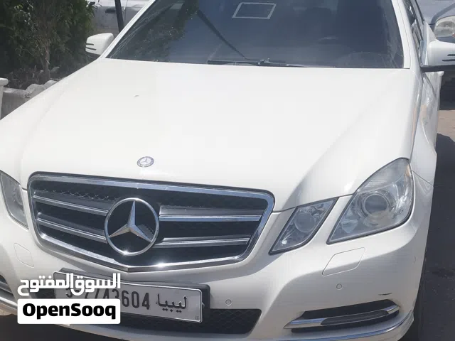 2012 مرسيدس بنز الفئة-E E 300