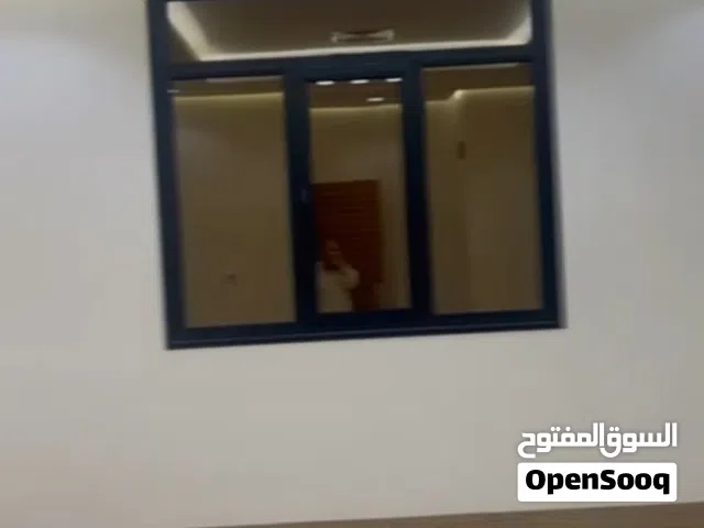 شقه في صباح السالم