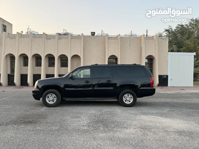 Used GMC Suburban in Farwaniya